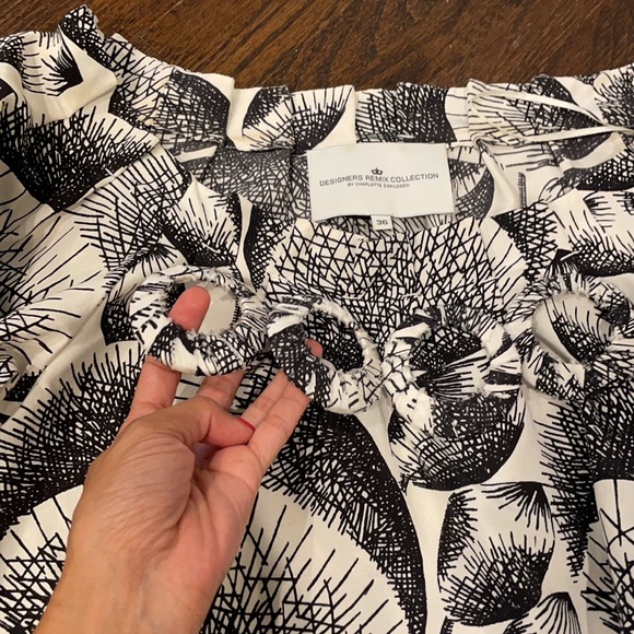 Designers Remix Collection off shoulder top - Picture 7 of 9